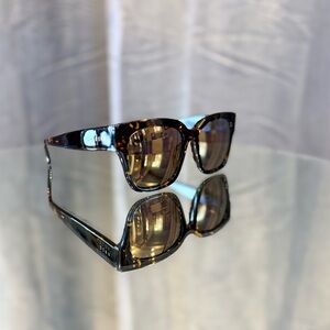 DIFF Bella Sunglasses Tortoise
